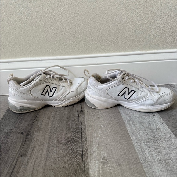 New Balance 624 Cross Trainer Shoes Women’s Size 8.5 - Picture 2 of 7